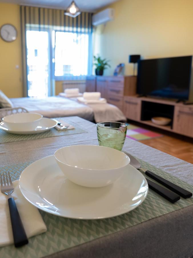 Green Apple Apartment Subotica Exterior photo