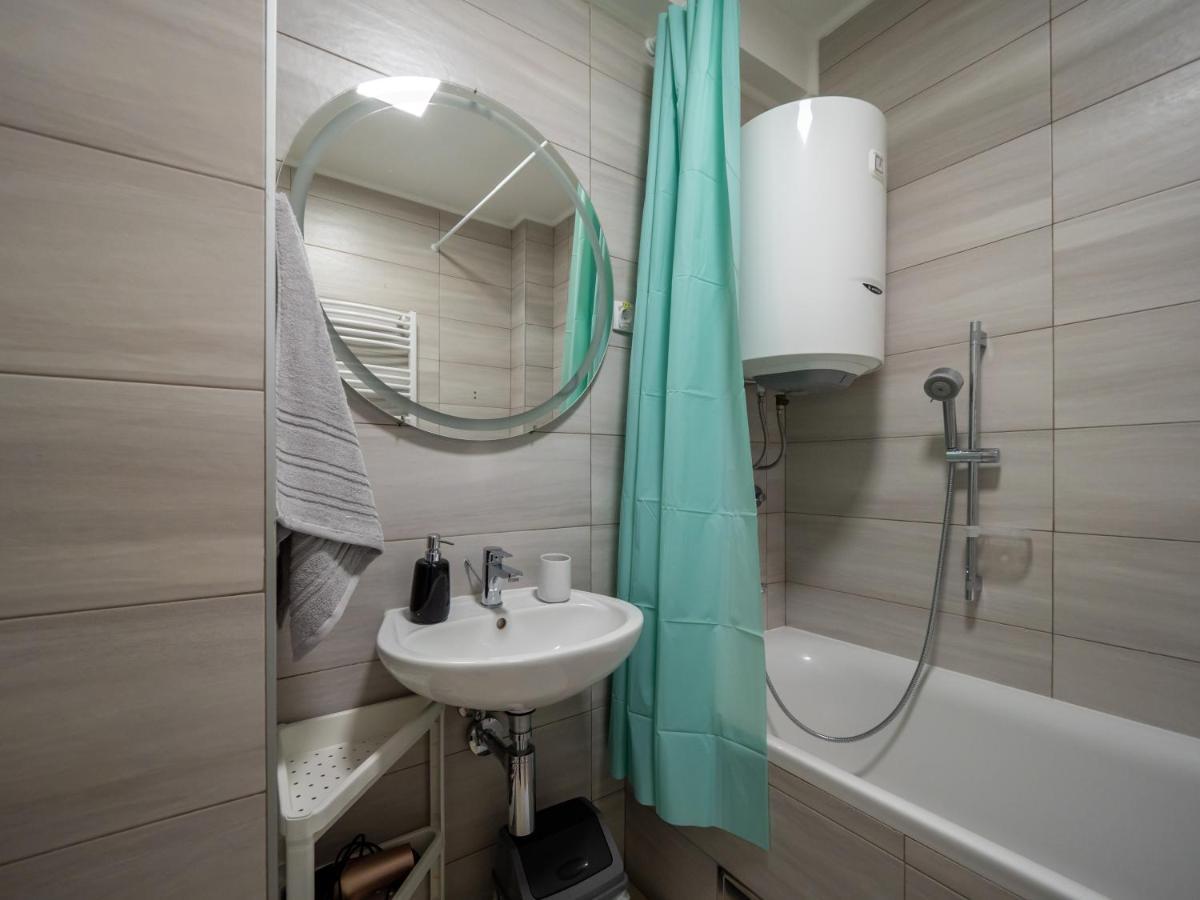 Green Apple Apartment Subotica Exterior photo