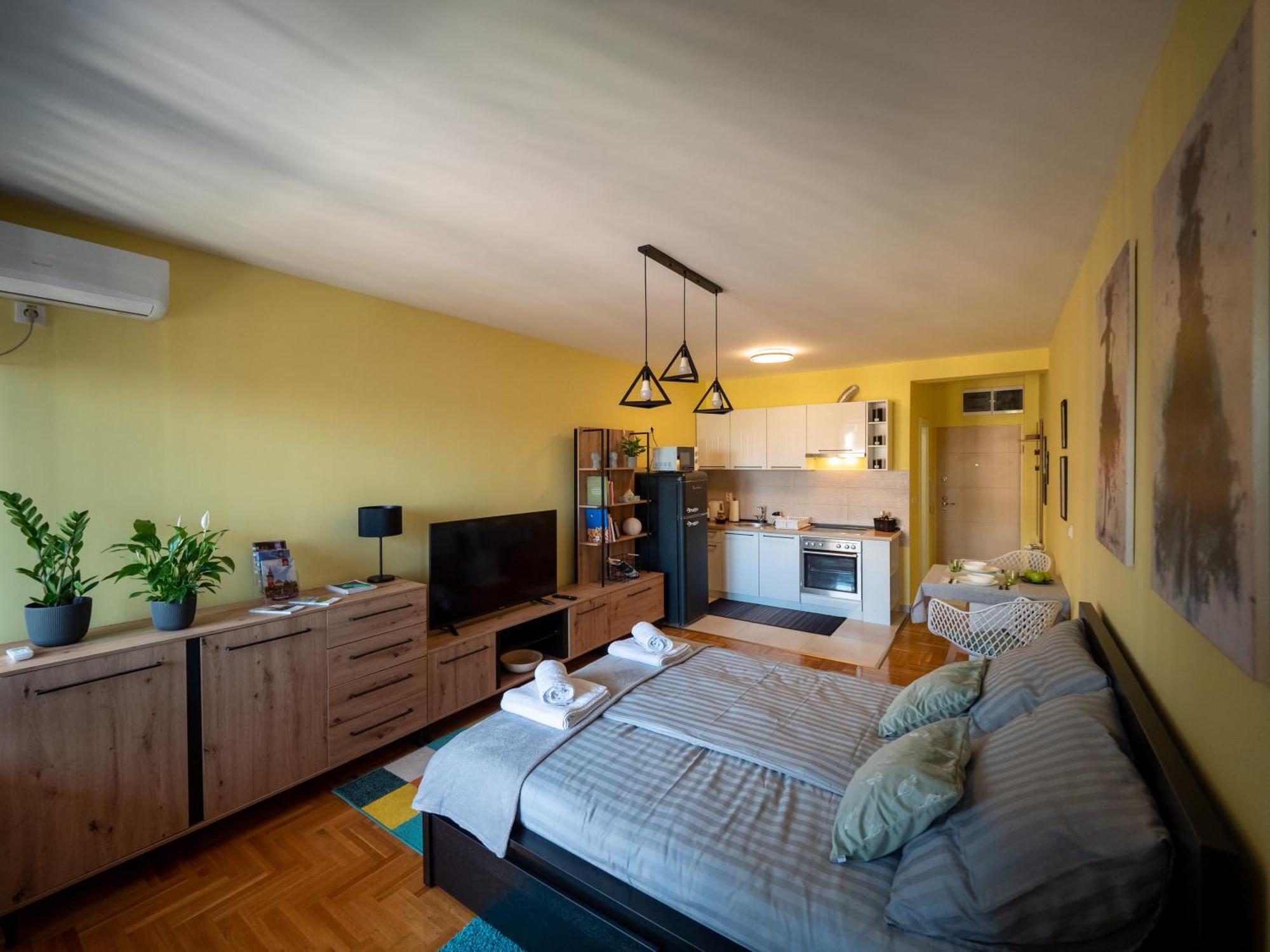 Green Apple Apartment Subotica Exterior photo